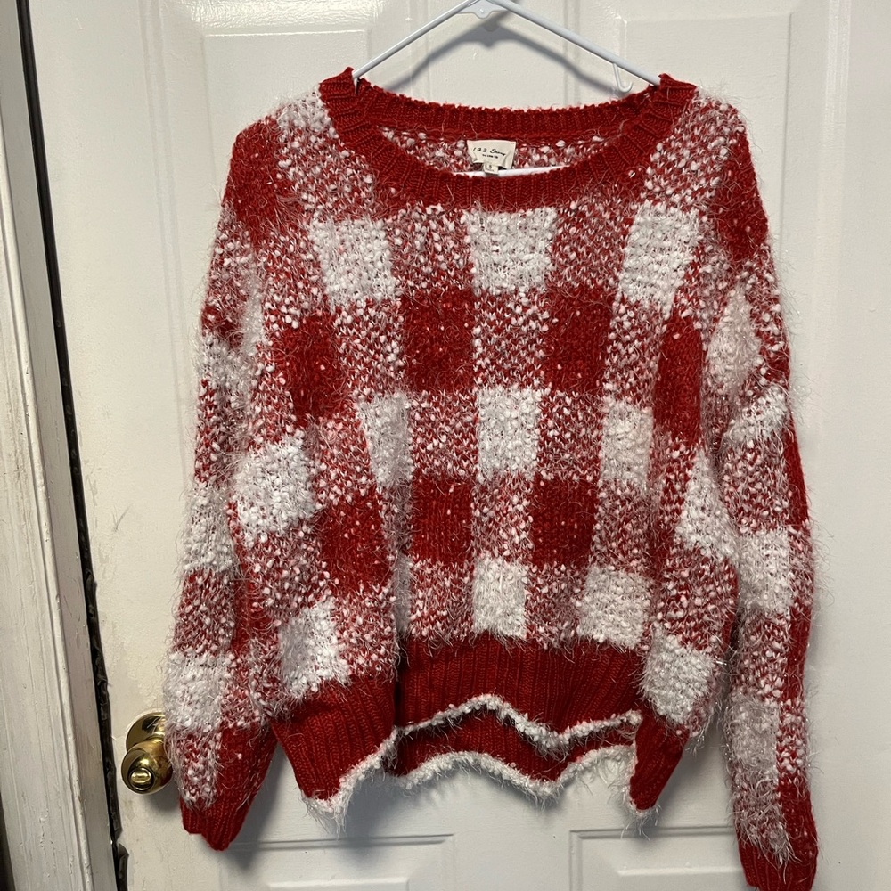 1.4.3. Story by Line Up Red and White Knit Sweater oversized